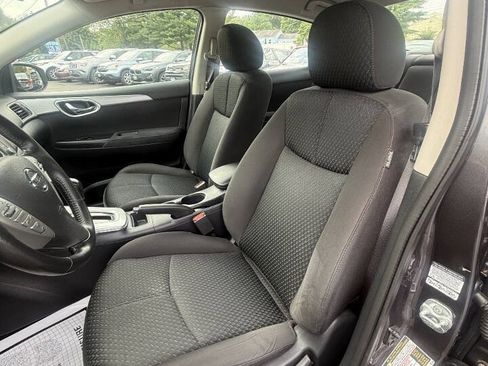 Used 2014 Nissan Sentra SR w/ SR Driver Package FWD image 21