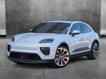 Used 2025 Porsche Macan