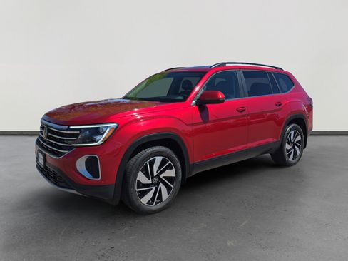 Used 2024 Volkswagen Atlas SE image 1