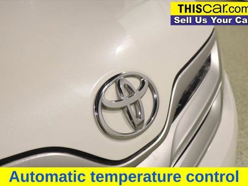 Used 2015 Toyota Venza LE FWD image 11