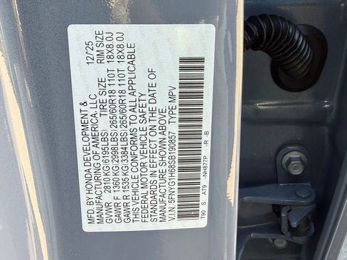 Certified 2025 Honda Pilot TrailSport image 33