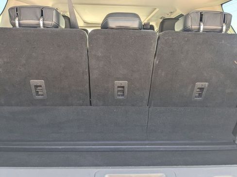 Used 2025 Ford Expedition Platinum AWD/4WD image 30