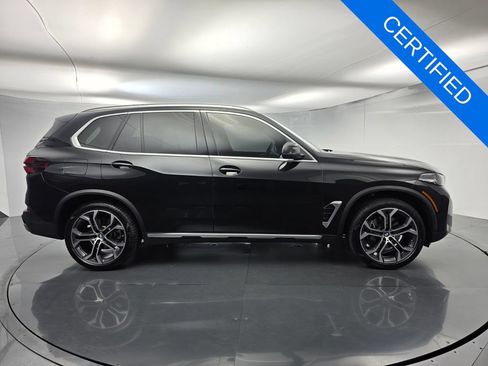 Certified 2024 BMW X5 sDrive40i w/ Parking Assistance Package RWD image 3