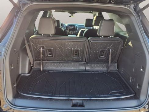 Certified 2022 Chevrolet Traverse Premier w/ Redline Edition AWD/4WD image 30