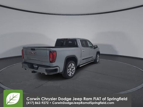 Used 2025 GMC Sierra 1500 Denali w/ Denali Reserve Package AWD/4WD image 14