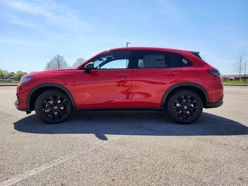 Used 2024 Honda HR-V Sport image 11