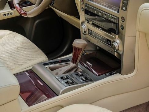 Used 2014 Lexus GX 460 Luxury image 34