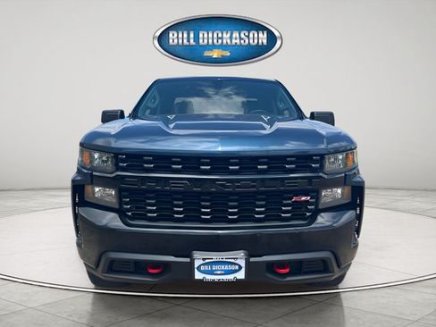 Used 2019 Chevrolet Silverado 1500 Custom Trail Boss w/ Custom Convenience Package AWD/4WD image 2