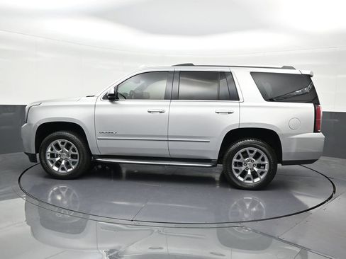 Used 2018 GMC Yukon Denali RWD image 2