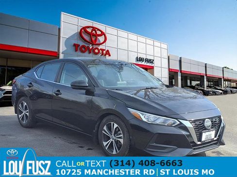 Used 2020 Nissan Sentra SV image 1