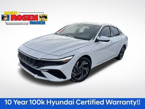 Certified 2025 Hyundai Elantra SEL w/ Cargo Package image 1