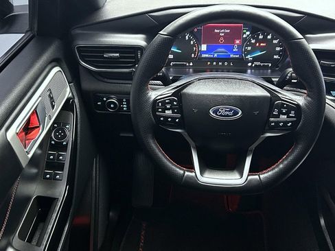 Used 2023 Ford Explorer ST-Line w/ Class IV Trailer Tow Package image 12