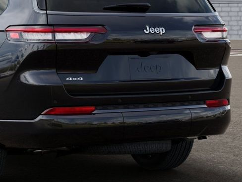 New 2026 Jeep Grand Cherokee L Limited image 13