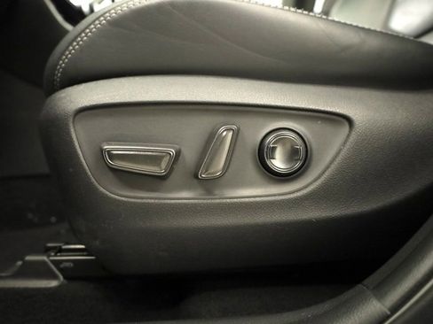 Certified 2022 Toyota RAV4 Limited image 11