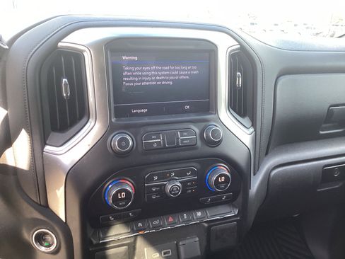 Used 2019 Chevrolet Silverado 1500 LT w/ Texas Edition RWD image 17