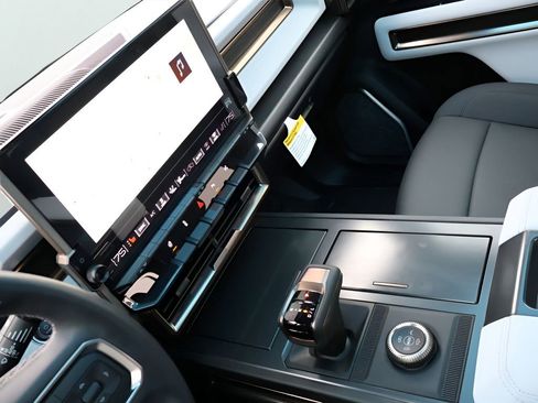 Used 2025 GMC Hummer EV 3X image 21