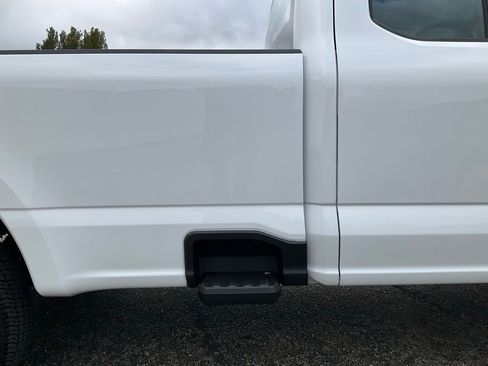 New 2025 Ford F250 XL w/ XL Chrome Package image 21