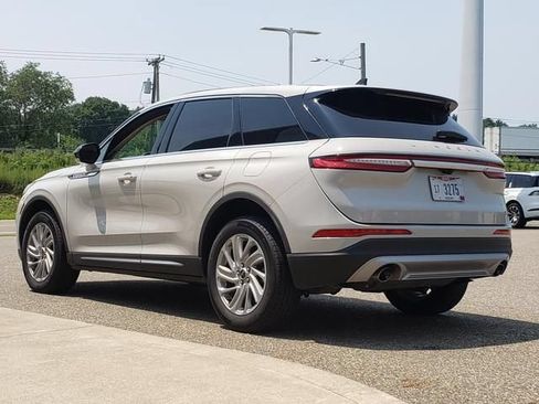 Used 2024 Lincoln Corsair AWD image 8