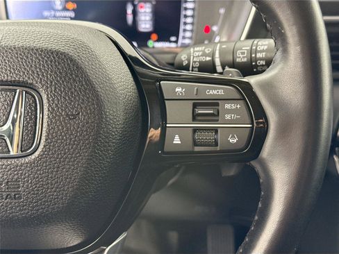 Used 2024 Honda Pilot Elite image 20