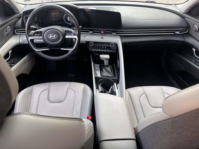 Used 2024 Hyundai Elantra Limited FWD image 21