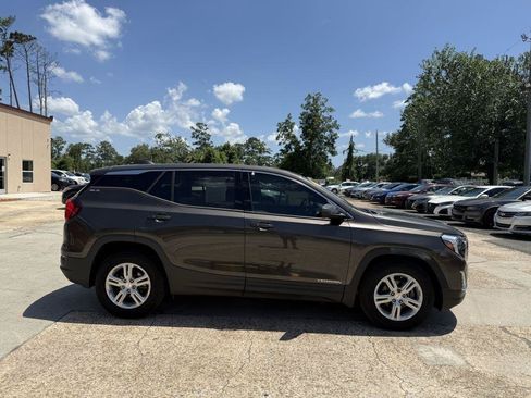 Used 2020 GMC Terrain SLE FWD image 4
