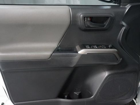 Used 2023 Toyota Tacoma SR5 RWD image 28