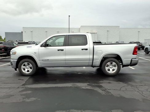 New 2026 RAM 1500 Big Horn AWD/4WD image 3