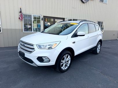 Used 2018 Ford Escape SE w/ SE Sync 3 Package