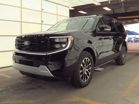 Used 2025 Ford Expedition Max Platinum image 2