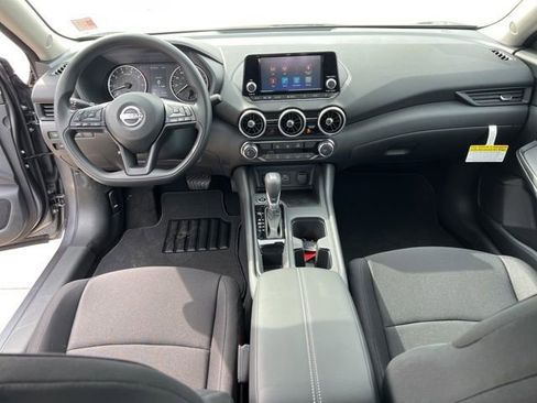 Used 2025 Nissan Sentra S FWD image 19