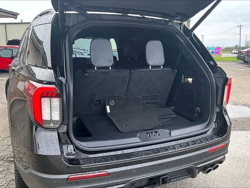Used 2025 Ford Explorer ST image 20