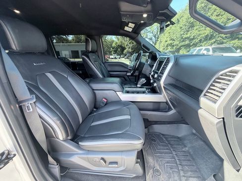 Used 2018 Ford F150 Platinum AWD/4WD image 24