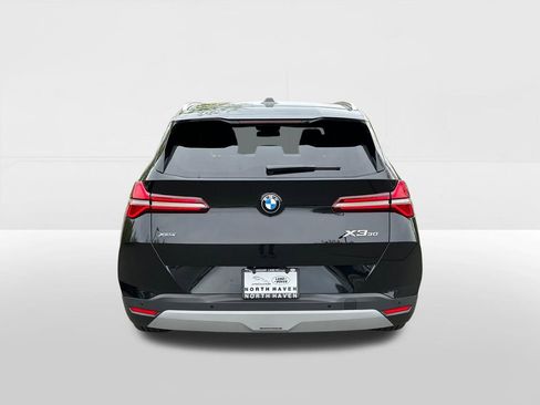 Used 2026 BMW X3 xDrive30 w/ Premium Package AWD/4WD image 3
