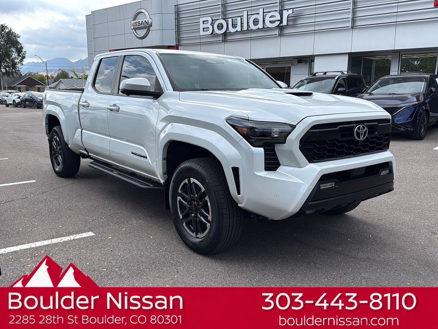 Used 2024 Toyota Tacoma TRD Sport w/ TRD Sport Premium Package AWD/4WD image 1
