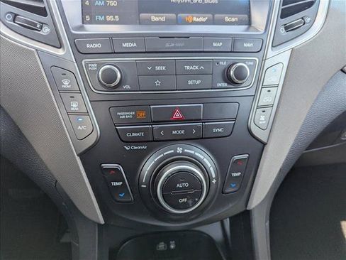 Used 2019 Hyundai Santa Fe XL FWD image 20