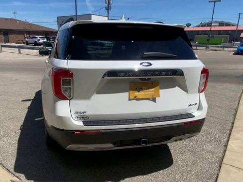Certified 2023 Ford Explorer XLT w/ Equipment Group 202A AWD/4WD image 2