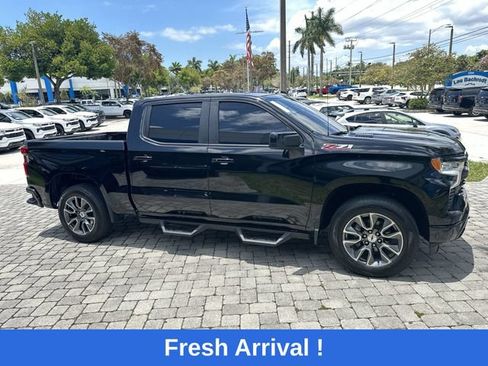 Used 2023 Chevrolet Silverado 1500 RST w/ Z71 Off-Road Package AWD/4WD image 18
