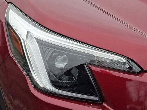 Used 2023 Subaru Forester Limited image 9