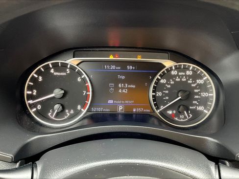 Used 2022 Nissan Altima 2.5 SV FWD image 8