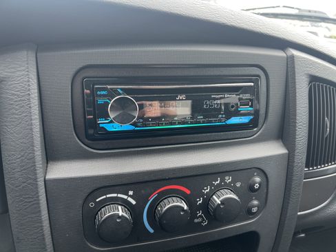 Used 2003 Dodge Ram 1500 Truck SLT image 25