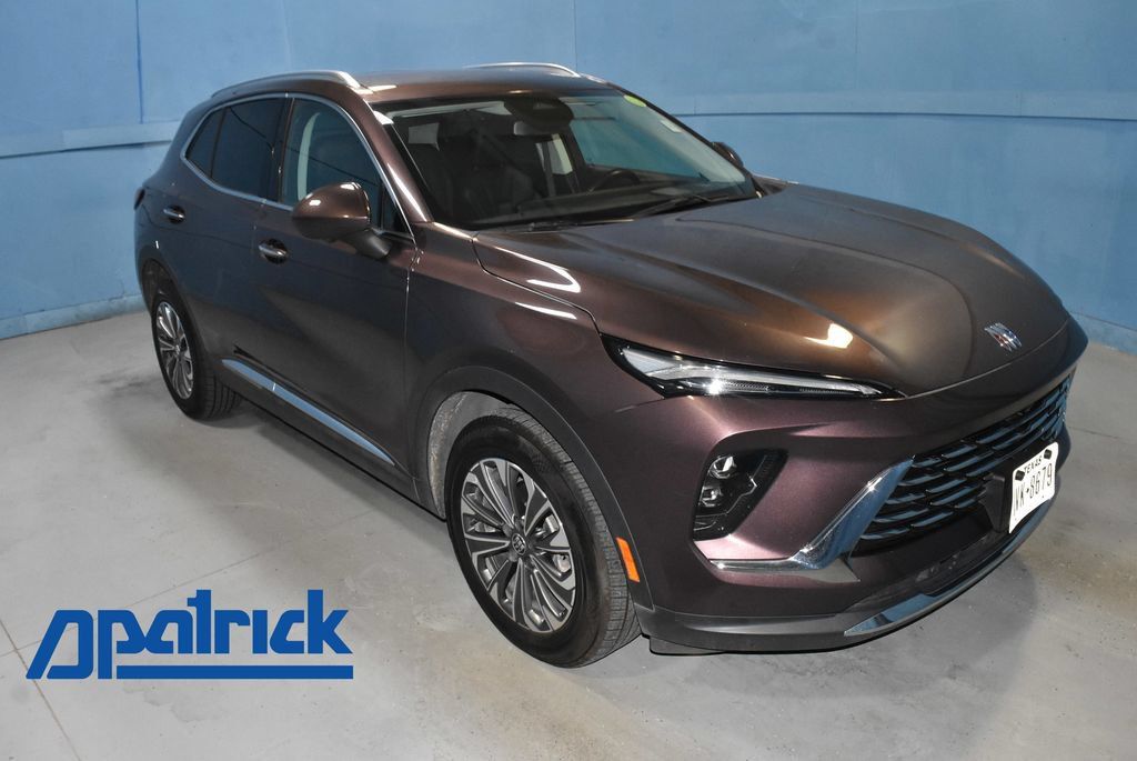 Used 2024 Buick Envision Preferred AWD/4WD image 1