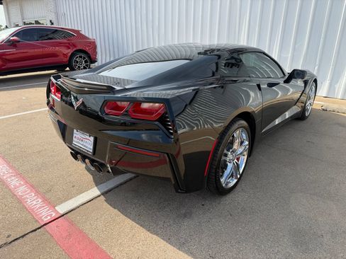 Used 2017 Chevrolet Corvette Stingray Coupe w/ Battery Protection Package RWD image 7
