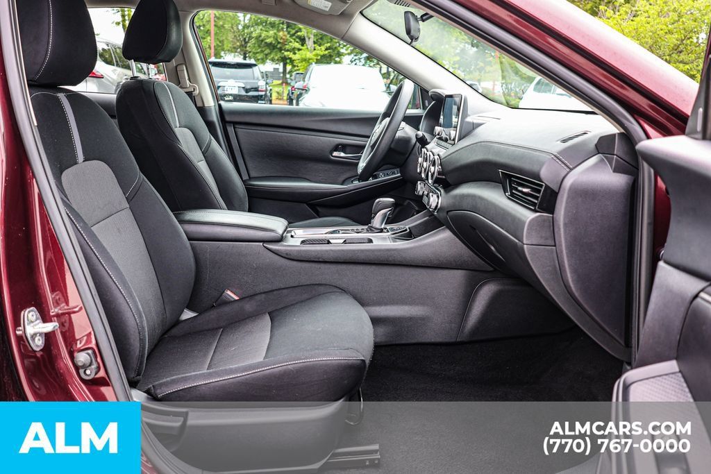 Used 2024 Nissan Sentra SV FWD image 20