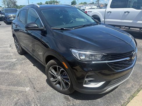Used 2023 Buick Encore GX Select FWD image 2