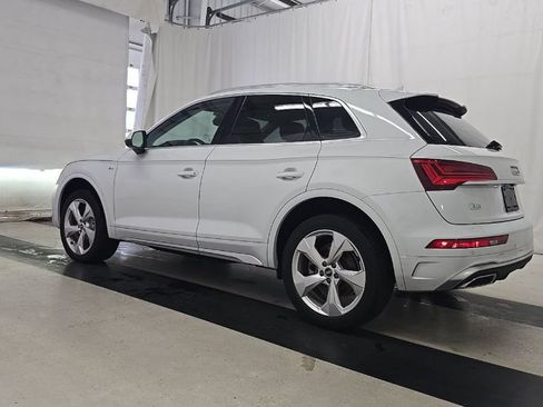 Used 2023 Audi Q5 2.0T Premium Plus w/ Premium Plus Package AWD/4WD image 3
