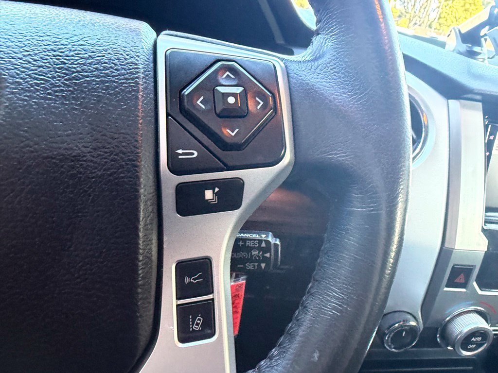 Used 2018 Toyota Tundra Limited w/ Limited Premium Package AWD/4WD image 17