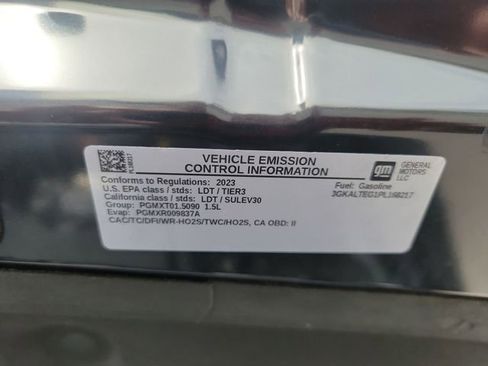 Certified 2023 GMC Terrain SLE AWD/4WD image 32