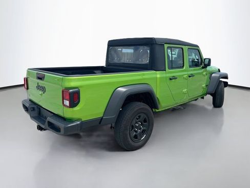 Used 2025 Jeep Gladiator Sport AWD/4WD image 8