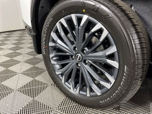 New 2026 Nissan Rogue Platinum image 15