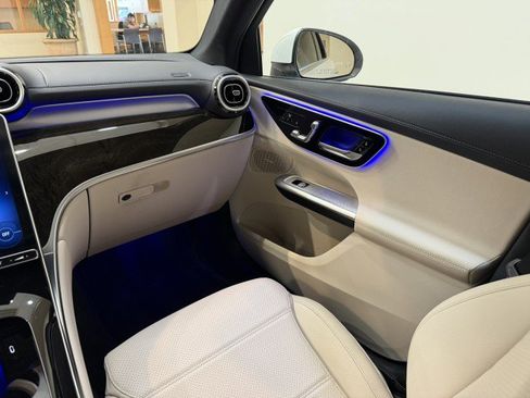 Certified 2023 Mercedes-Benz GLC 300 image 11